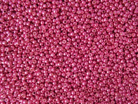 TOHO - Round 11/0 : PermaFinish - Galvanized Orchid  TR-11-PF563
